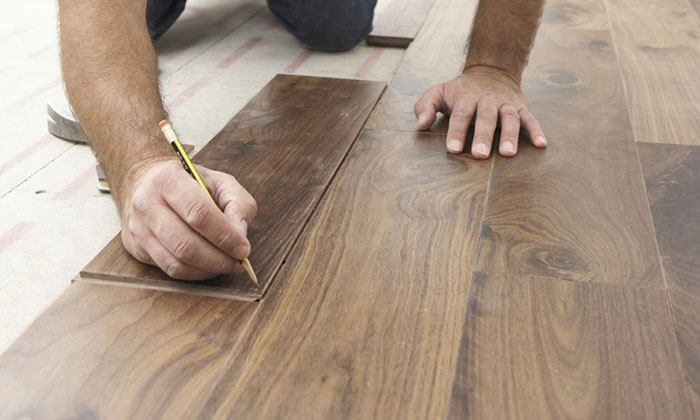 Lắp sàn gỗ làm sao để thuận tiện khi hút bể phốt